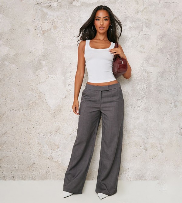 Petite Premium Woven Low Rise Wide Leg Trousers