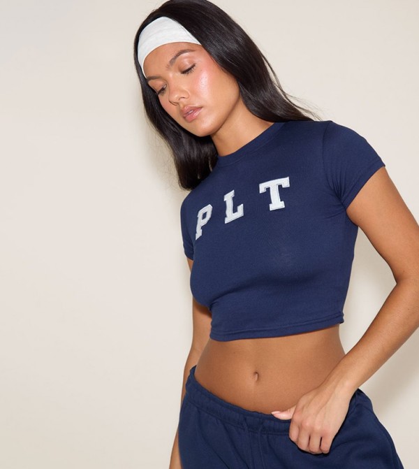 Embroidered Short Sleeves Crop T-Shirt