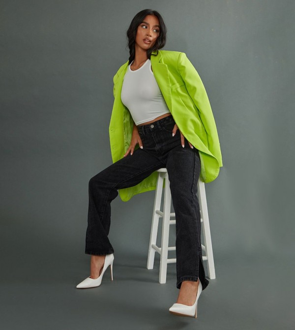 Petite Split Hem Straight Fit Jeans