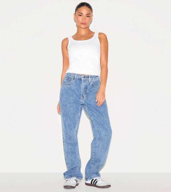 Petite Wash High Waist Straight Fit Jeans