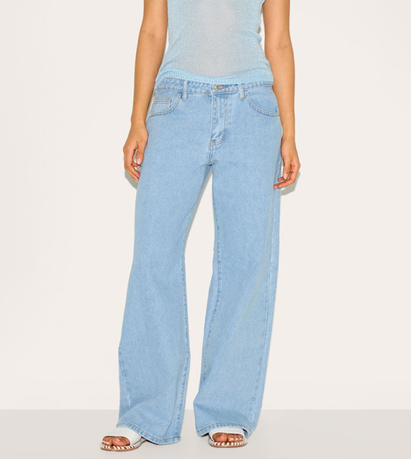 Washed Low Rise Wide Leg Jeans