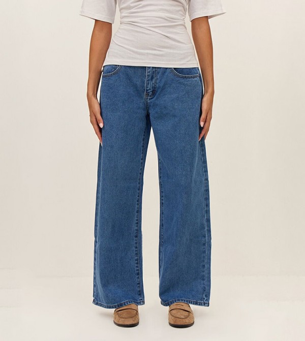 Low Rise Wide Leg Jeans