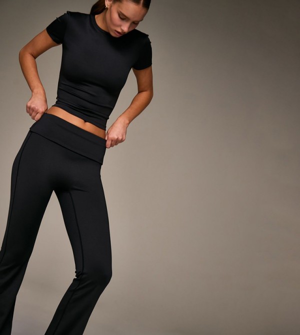 Ultimate Short Sleeves Crop Top