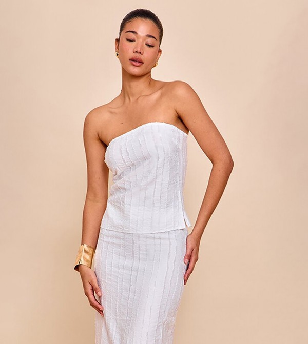 Textured Frayed Strapless Top