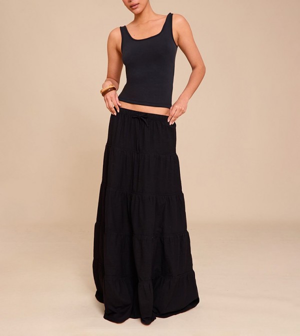 تنورة ماكسي بكسرات ورباط خصر