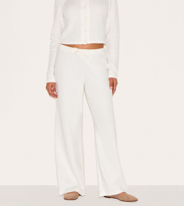 Petite Super Soft Wide Leg Trousers