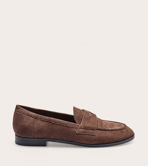 Faux Suede Round Toe Loafers