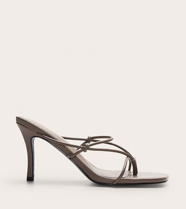 PU Square Toe Thong Knotted Heel Sandals