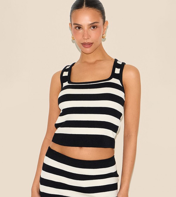 Petite Striped Scoop Neck Crop Top