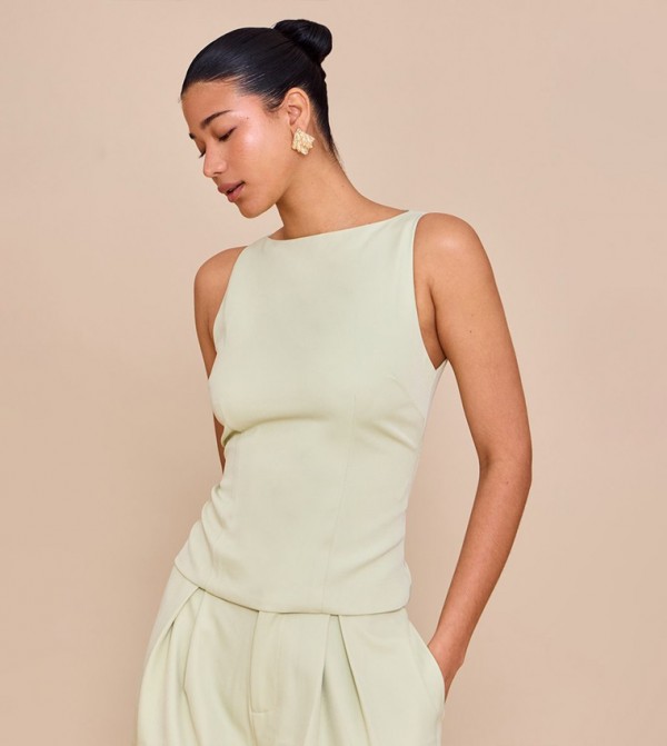 Solid Sleeveless Top