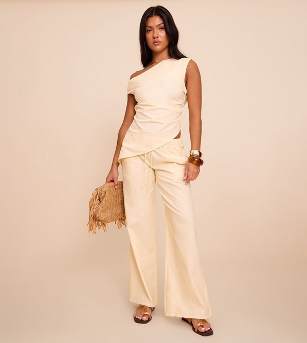 Solid Woven Straight Fit Trousers