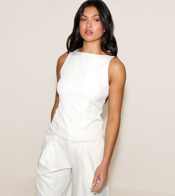 Solid Sleeveless Top