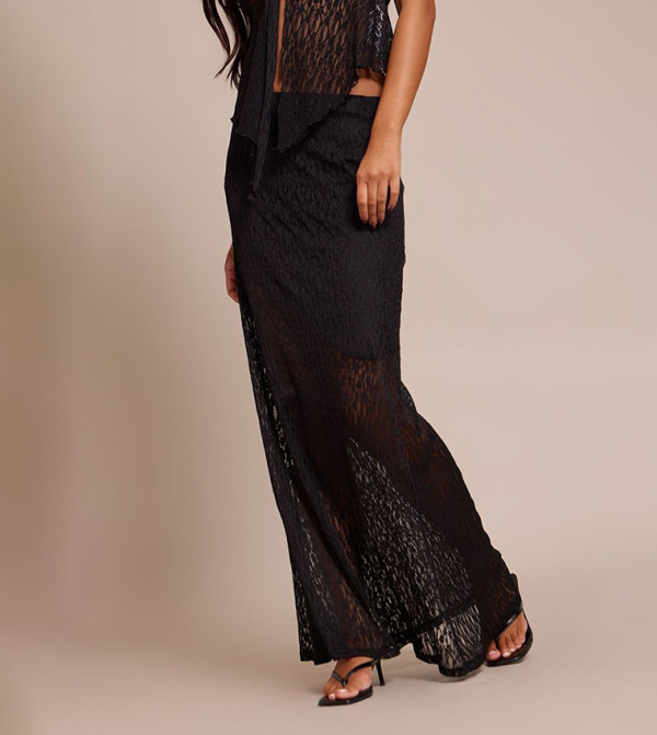 تنورة ماكسي غير متماثلة 