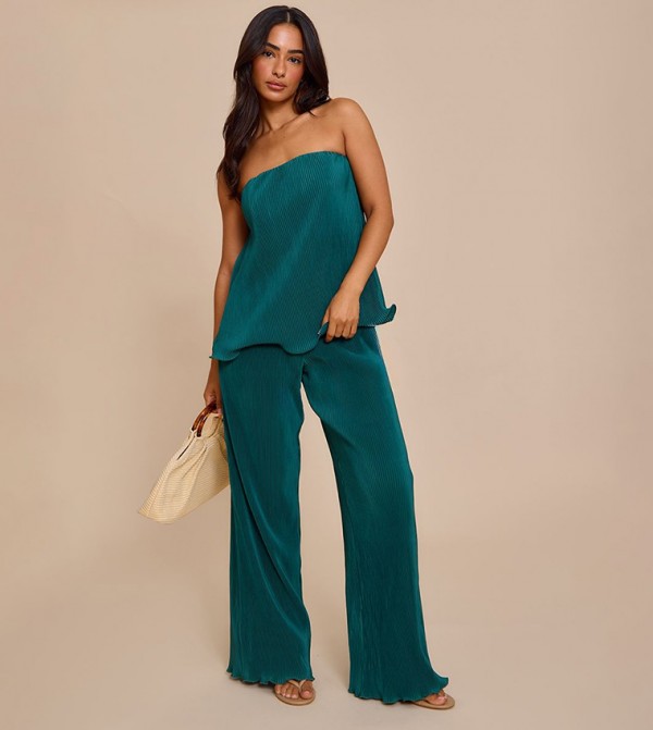 Petite Plisse Frill Edge Wide Leg Trousers