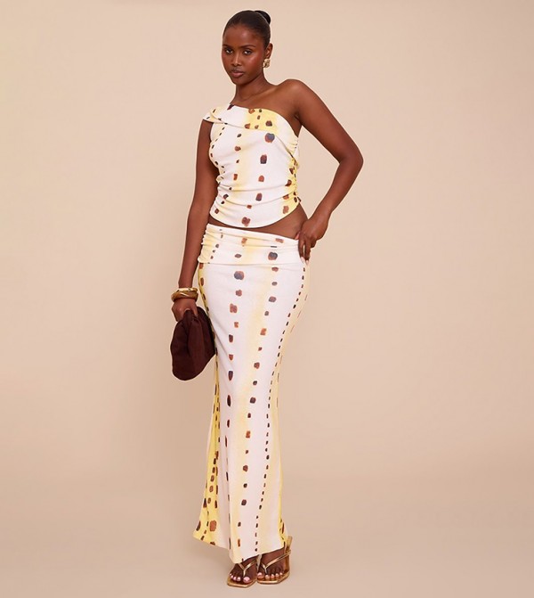 تنورة ماكسي  بخصر منخفض وطبعة 