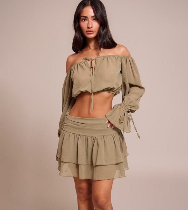 Petite Ruched Long Sleeves Bardot Crop Top