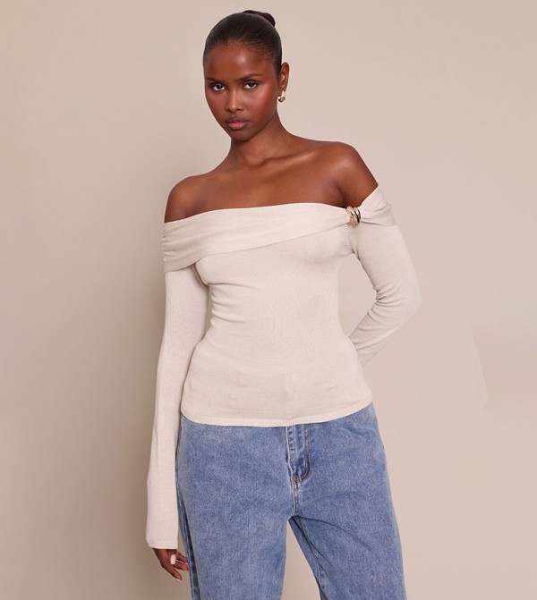 Long Sleeves Twist Shoulder Detail Knitted Top