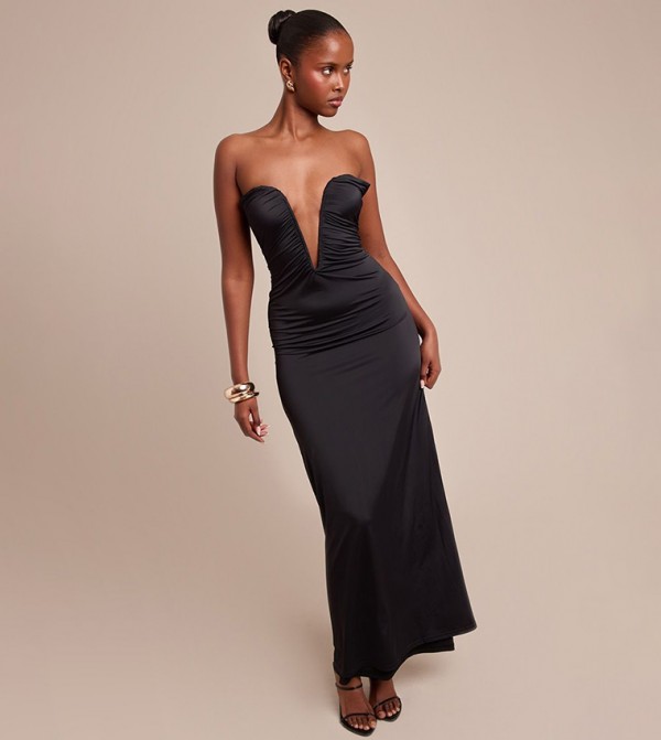 Soft Touch Strapless V Bar Detail Maxi Dress