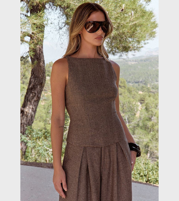 توب بياقة ريسر 