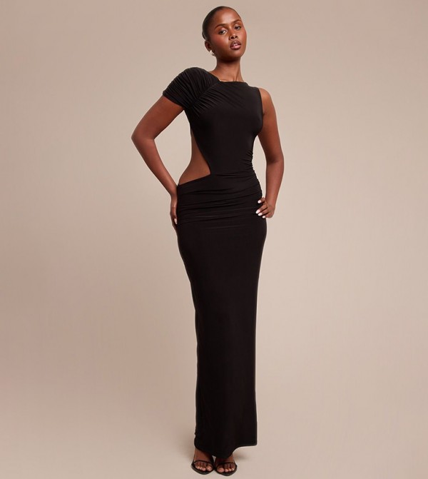 فستان ماكسي بكتف واحد وكشكشة 