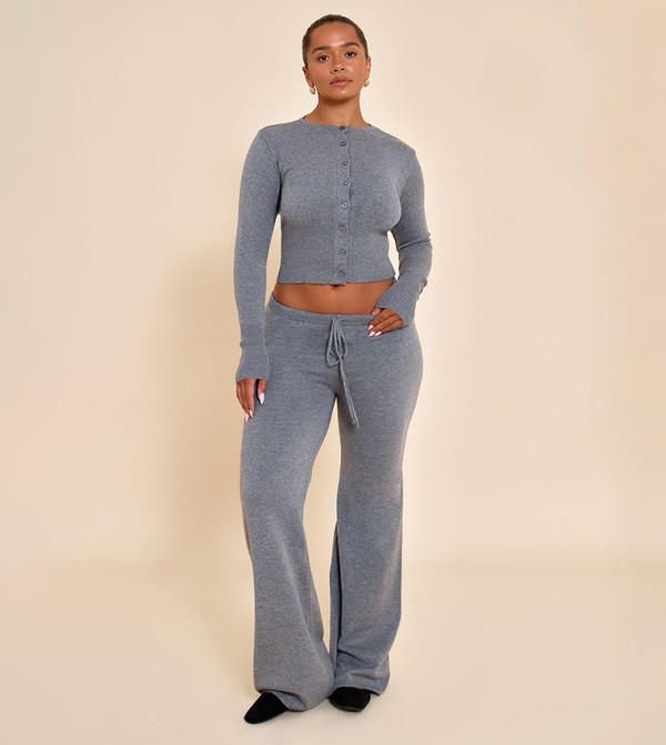 بنطلون واسع محبوك بربطة 