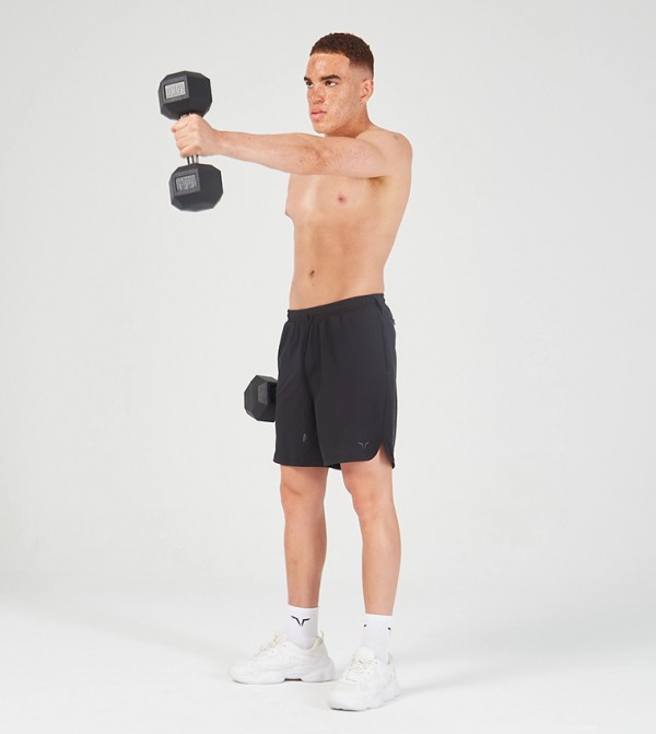 شورت رياضي اسنشيال برو 7 إنش 