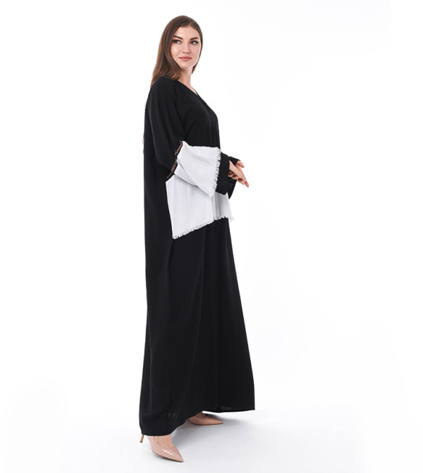 Color Block Embellished Abaya