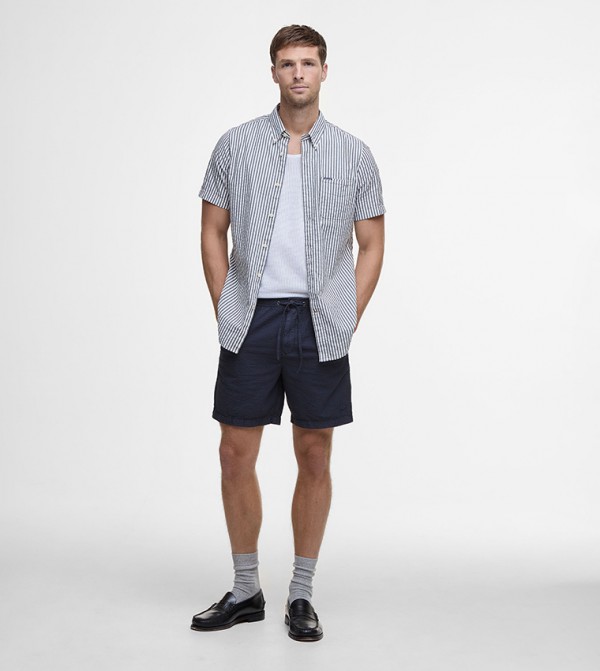Drawstring Waist Relaxed Fit Seersucker Shorts
