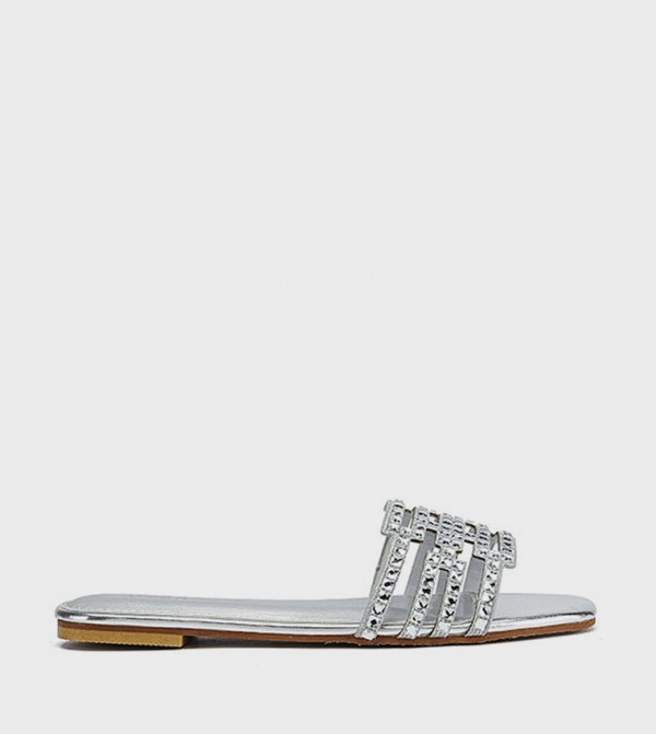 Embellished Open Toe Flat Sandals