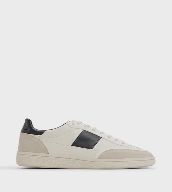 NORTHWOOD Lace-Up Sneakers