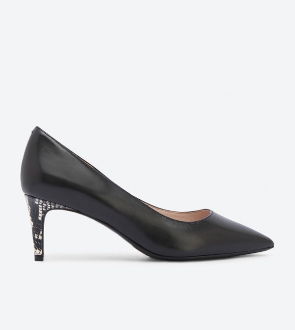 nine west soho pump