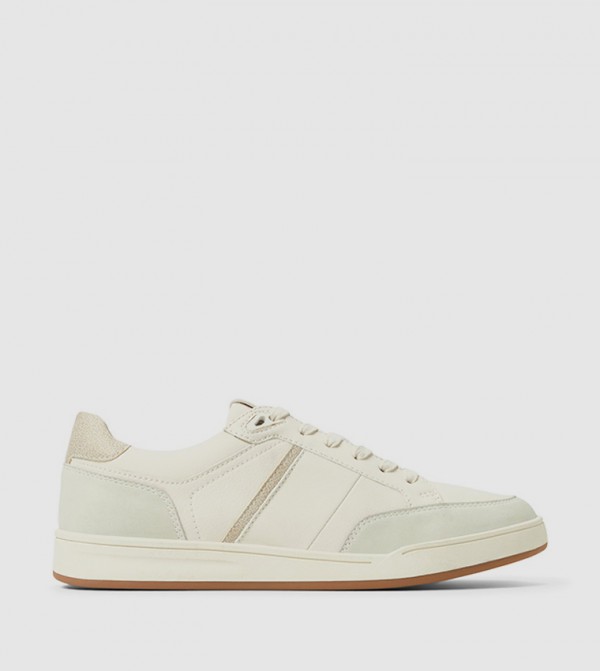 PALISADE Lace-Up Sneakers