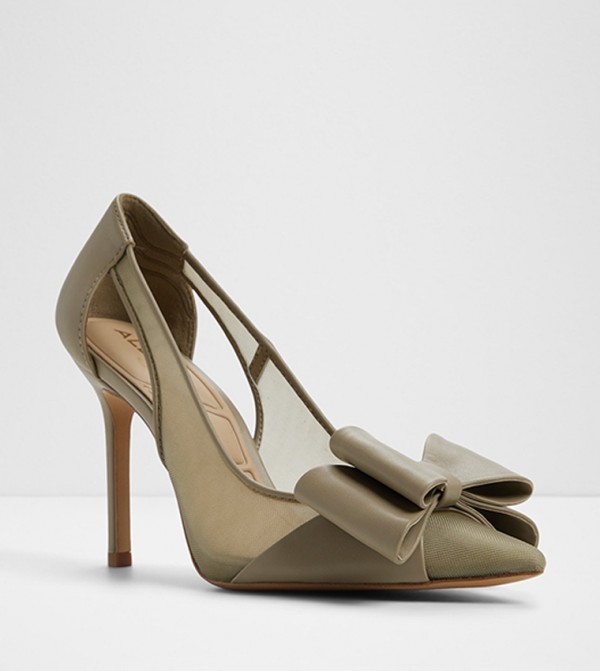PRESTIGIOUS Bow Detail Heel Pumps