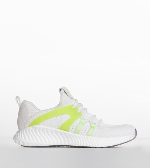 Power 2.5 Lace-Up Running Shoes