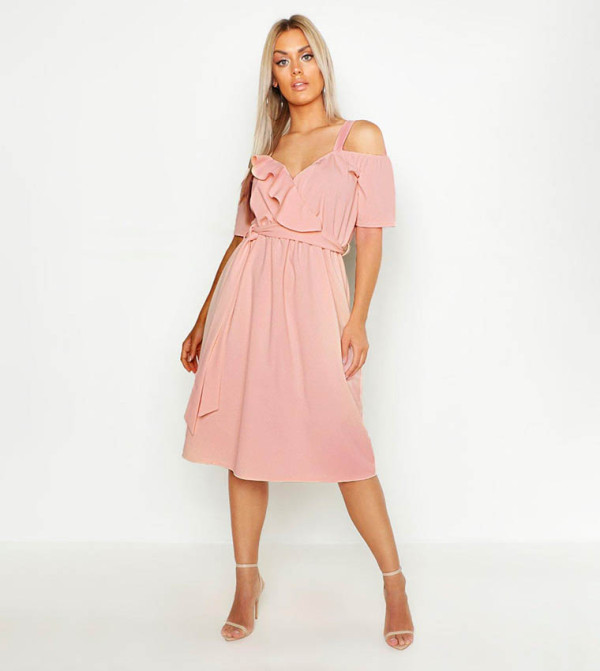 Buy Boohoo Plunge Ruffle Belt Midi Dress In Pink | 6thStreet Qatar