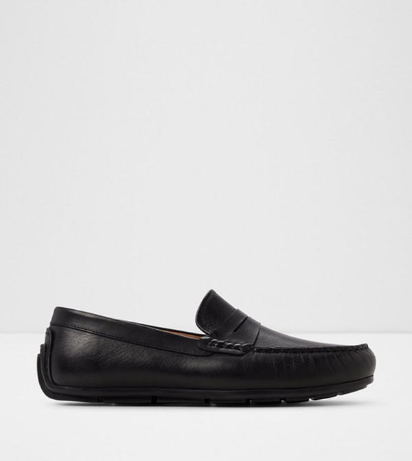 REMUS Solid Loafers