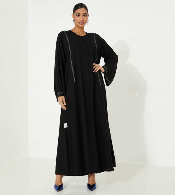 Regular Fit Embroidered Abaya