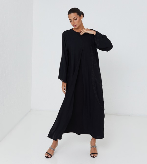 Black Laise Left Side And Sleeves