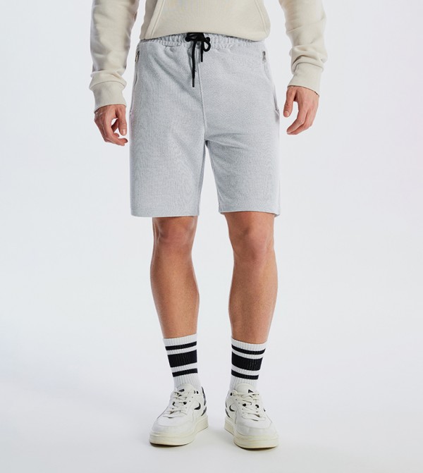 Drawstring Waist Slim Fit Shorts
