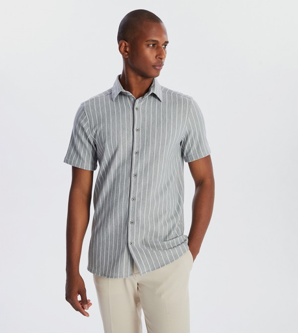 Striped Short Sleeves Slim Fit Shirt