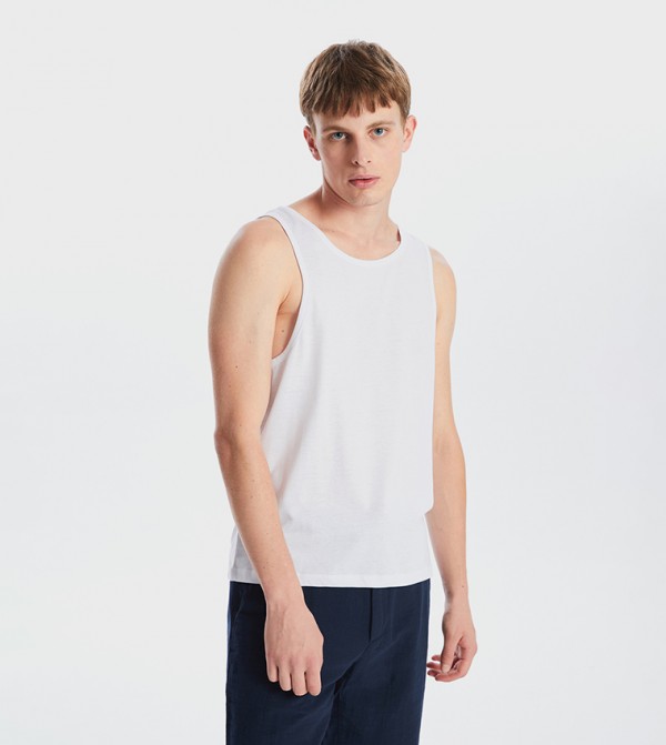 Crew Neck Sleeveless Vest