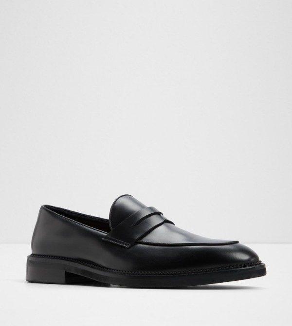 SALINERO Textured Loafers