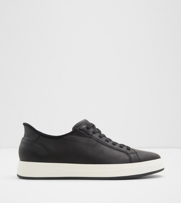 SCOTTIE Lace-Up Sneakers