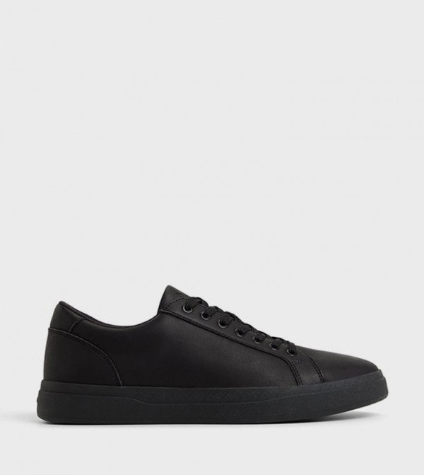 SCOTTIEE Textured Low-Top Sneakers