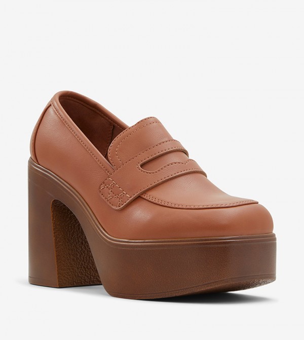 Heeled sales loafers womens