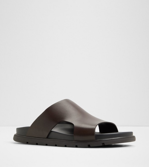 SOAR Solid Comfort Sandals
