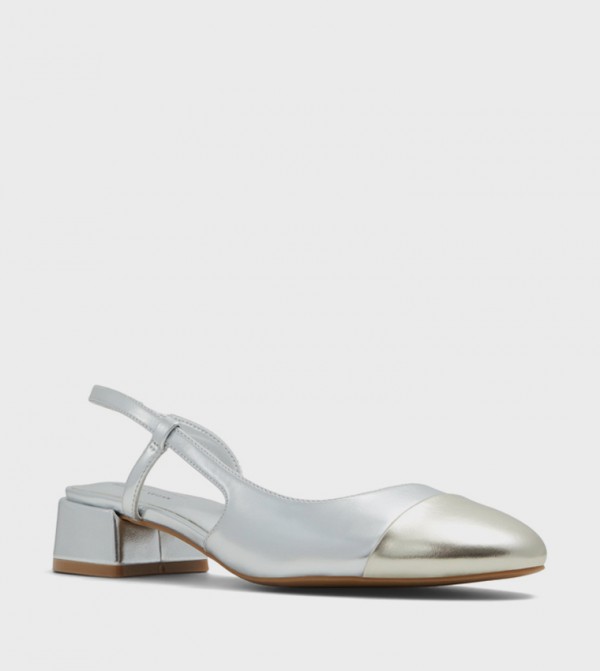 SOFIIA Low Block Heel Pumps