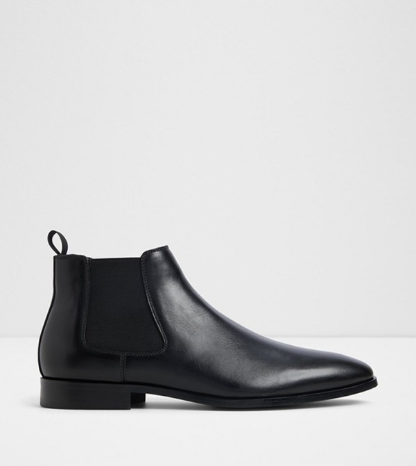 SOSA Textured Chelsea Boots
