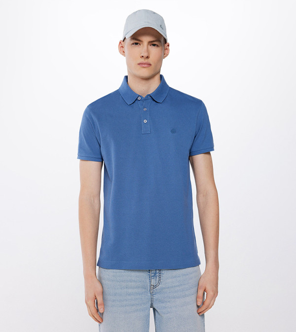 تيشيرت بولو بقصة ضيقة وشعار