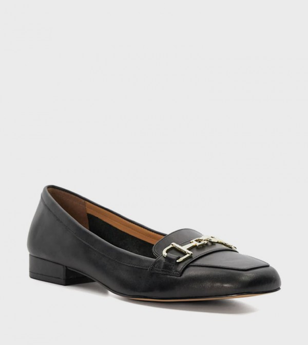 GRAICE Metal Accent Loafers